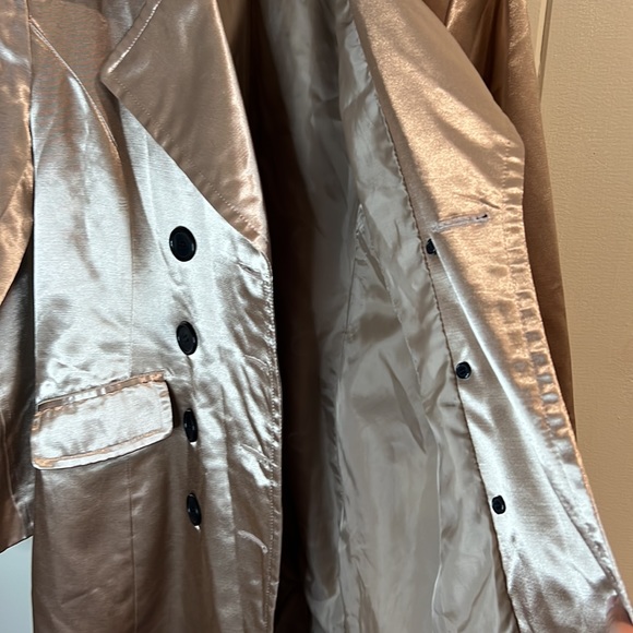 Brandon Thomas Platinum Trench Coat - Picture 8 of 11